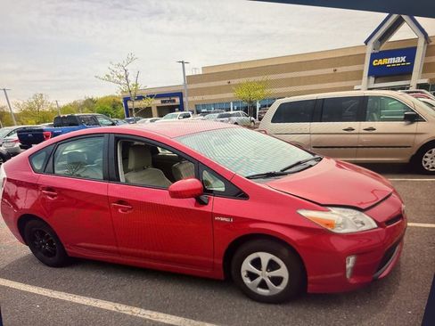 Used 2013 Toyota Prius Three FWD image 4