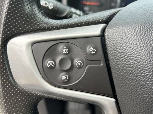 Used 2022 GMC Terrain SLE w/ Driver Convenience Package FWD image 13