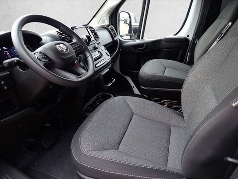 Used 2025 RAM ProMaster 2500 w/ U-Haul Equipment Group FWD image 12
