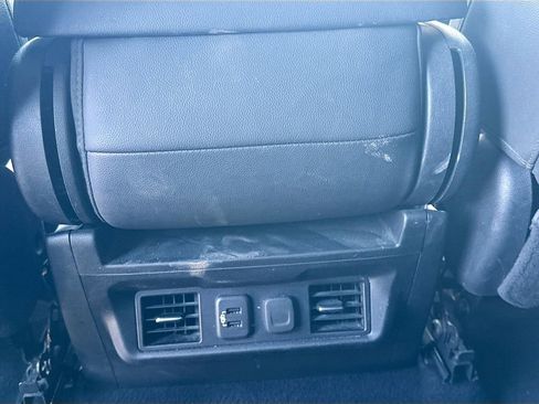 Used 2020 Chevrolet Silverado 1500 LTZ image 25