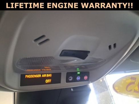 Used 2025 Chevrolet Trax LT image 17