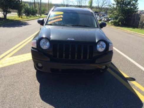Used 2010 Jeep Compass Sport w/ PWR Equipment Group image 6