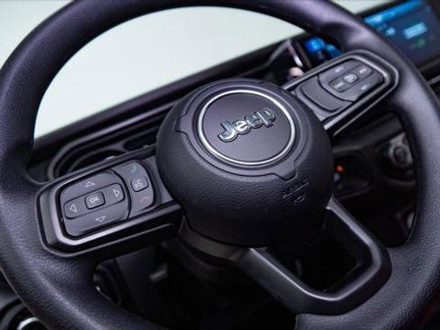 Used 2026 Jeep Wrangler Unlimited Sport image 17