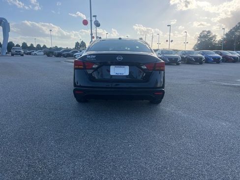 New 2025 Nissan Altima 2.5 S image 10