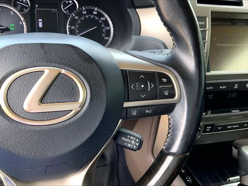 Used 2020 Lexus GX 460 Premium w/ Premium Package AWD/4WD image 46
