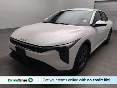 Used 2025 Kia K4 FWD image 1