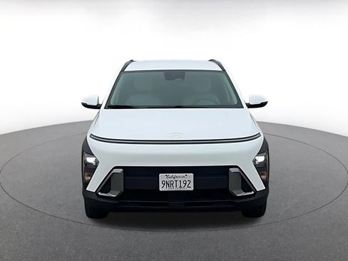 Used 2025 Hyundai Kona SEL image 7