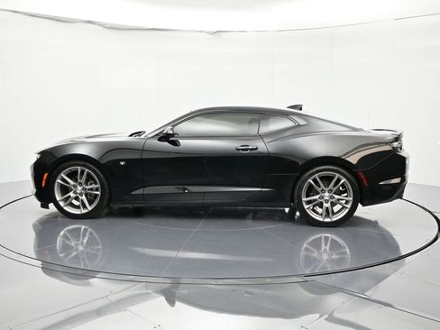 Used 2022 Chevrolet Camaro LT w/ RS Package image 8