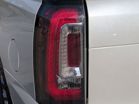 Used 2019 GMC Yukon Denali w/ Open Road Package image 11