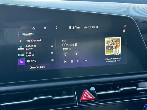 Used 2023 Kia Niro EX Touring image 21