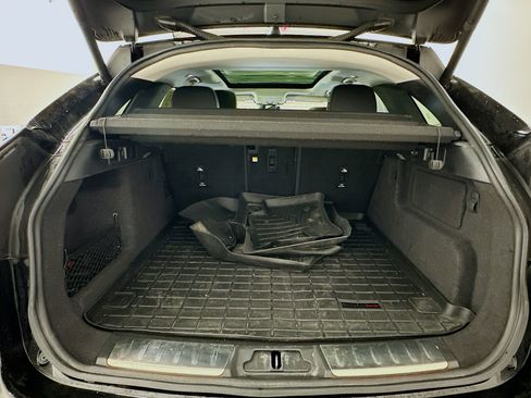 Used 2021 Jaguar F-PACE S image 31