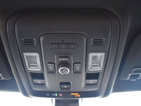 Used 2021 Chevrolet Tahoe Premier w/ Premium Package image 47