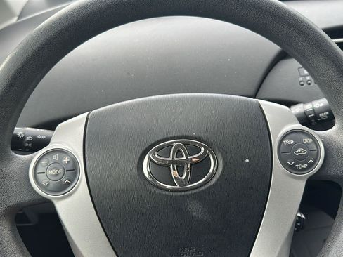 Used 2011 Toyota Prius Two FWD image 11