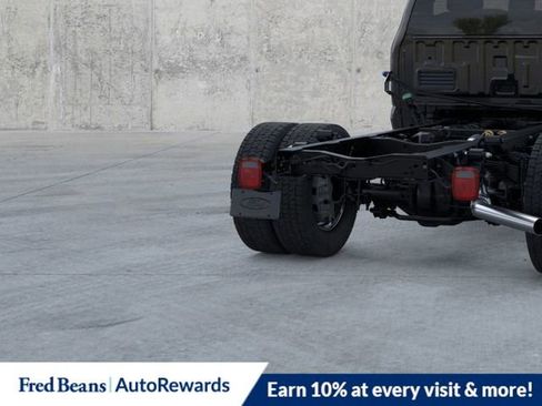 New 2025 Ford F450 XLT w/ XLT Value Package image 22