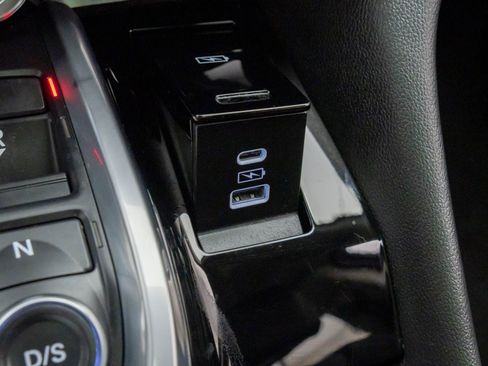 Used 2023 Acura MDX SH-AWD image 25