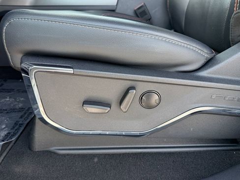 Used 2024 Ford F250 Lariat w/ Sport Appearance Package image 18