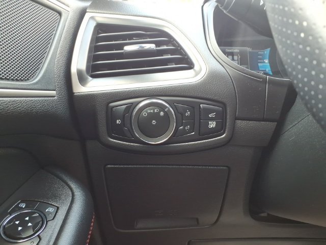 Certified 2024 Ford Edge ST-Line AWD/4WD image 14