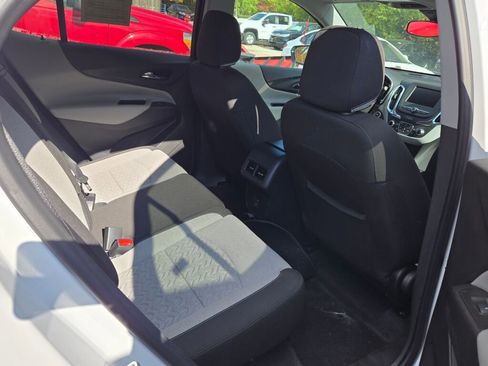 Used 2024 Chevrolet Equinox LT image 7