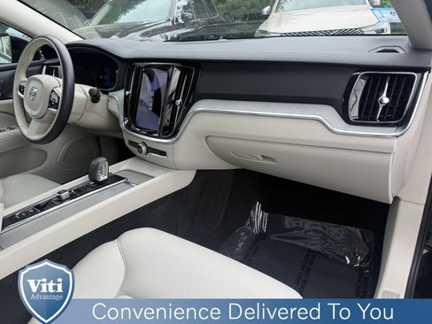 Certified 2024 Volvo S60 B5 Plus w/ Climate Package AWD/4WD image 29