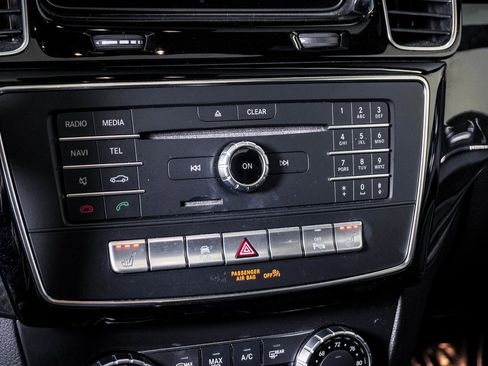 Used 2018 Mercedes-Benz GLE 350 4MATIC image 23