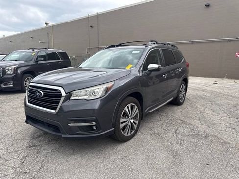 Used 2019 Subaru Ascent Touring w/ Popular Package #2 AWD/4WD image 1