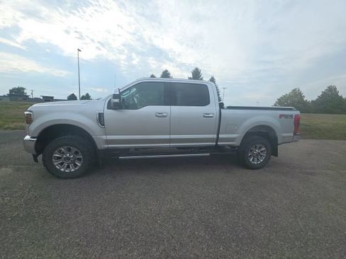 Used 2019 Ford F350 Lariat w/ Lariat Ultimate Package AWD/4WD image 2