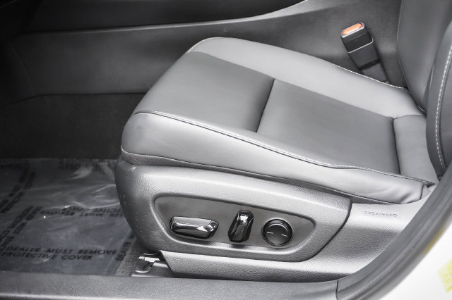 Used 2024 Lexus UX 250h FWD image 10