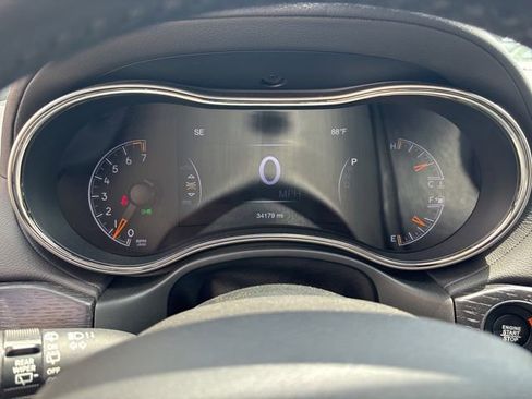 Used 2020 Jeep Grand Cherokee High Altitude AWD/4WD image 15