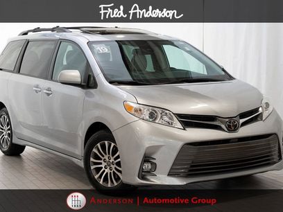 Used 2019 Toyota Sienna XLE