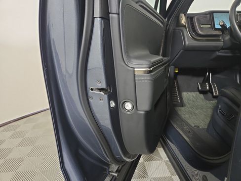 Used 2022 Rivian R1T Launch Edition image 30