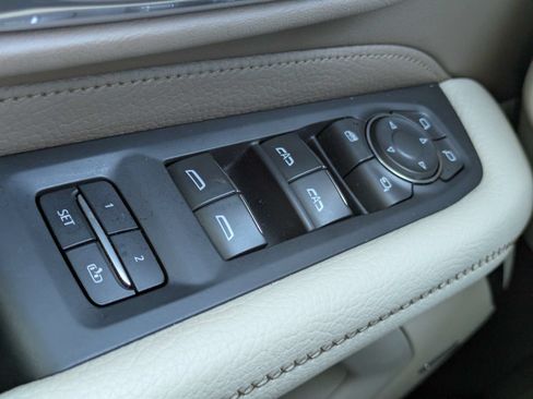 Used 2023 GMC Yukon Denali w/ Max Trailering Package AWD/4WD image 24