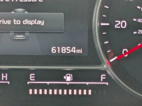 Certified 2023 Kia Sorento EX FWD image 25