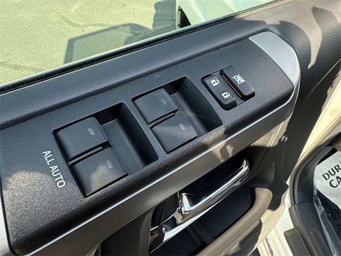 Used 2022 Toyota 4Runner Limited image 9