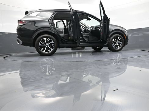 Certified 2025 Kia Sportage EX w/ EX Premium Package AWD/4WD image 49