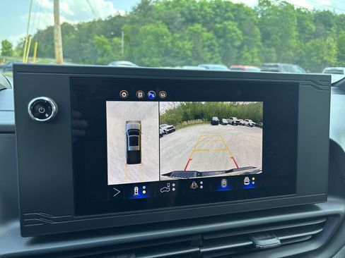 Used 2024 Chevrolet Silverado EV W/T AWD/4WD image 20