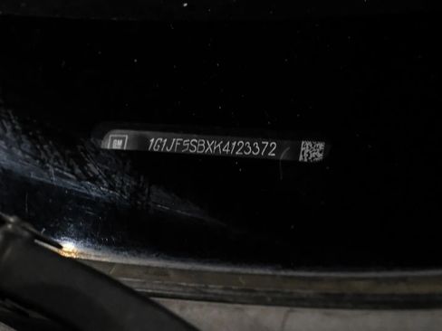 Used 2019 Chevrolet Sonic Premier FWD image 55