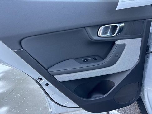 Used 2021 Polestar Polestar 2 w/ Performance Package image 19