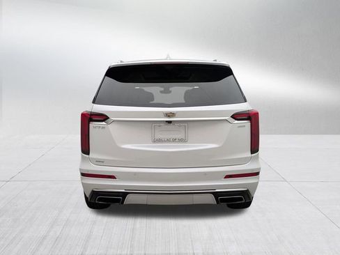Used 2023 Cadillac XT6 Premium Luxury w/ Technology Package AWD/4WD image 6