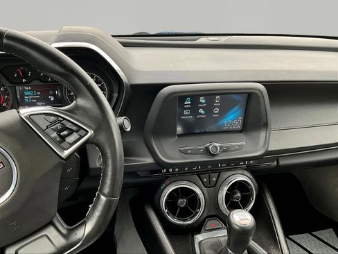 Used 2016 Chevrolet Camaro LT RWD image 9