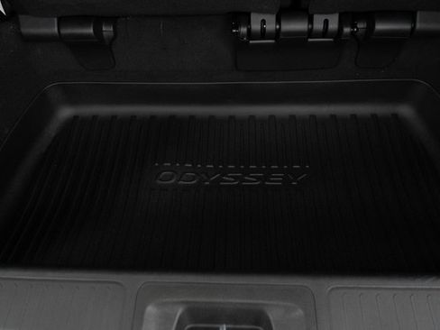 New 2026 Honda Odyssey Touring image 11