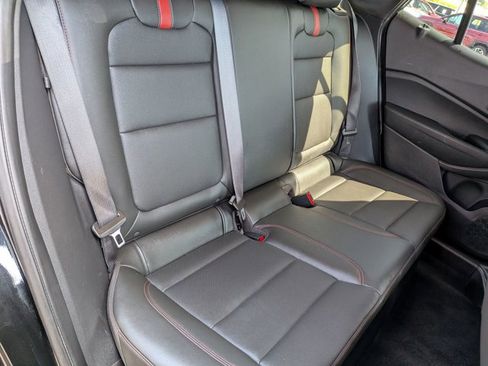 Used 2024 Chevrolet Trax RS w/ Sunroof Package FWD image 18