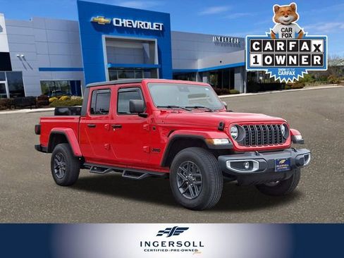 Used 2024 Jeep Gladiator Sport image 1