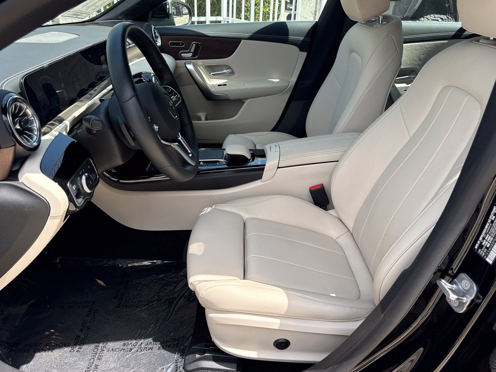 Used 2023 Mercedes-Benz CLA 250 image 24