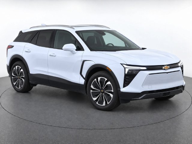 Used 2024 Chevrolet Blazer EV LT AWD/4WD image 2
