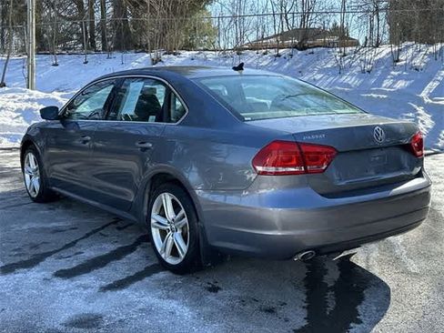 Used 2014 Volkswagen Passat TDI SE image 21