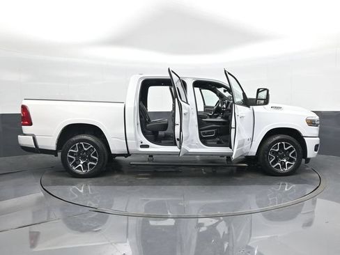 Used 2025 RAM 1500 Laramie AWD/4WD image 46