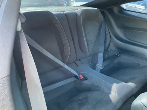 Used 2016 Ford Mustang Shelby GT350 w/ Track Package image 22