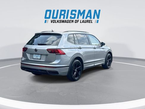 Used 2023 Volkswagen Tiguan SE R-Line FWD image 8