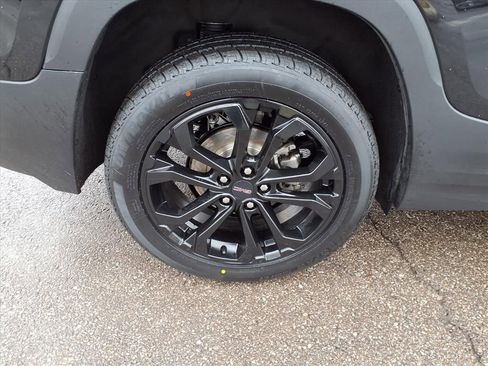 Certified 2022 GMC Terrain SLE w/ Driver Convenience Package image 41