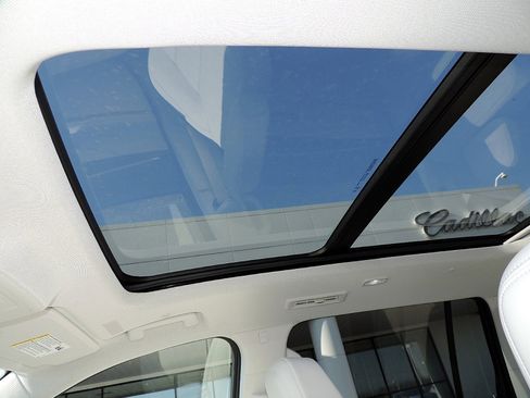 New 2026 Buick Enclave Avenir w/ Super Cruise Package image 9